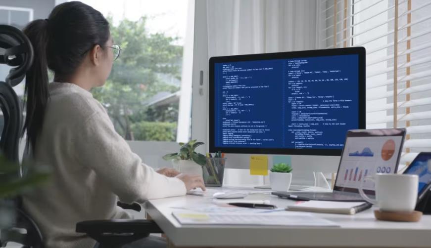 西湖区企业数字化解决方案：机器学习赋能商业模式升级的核心路径